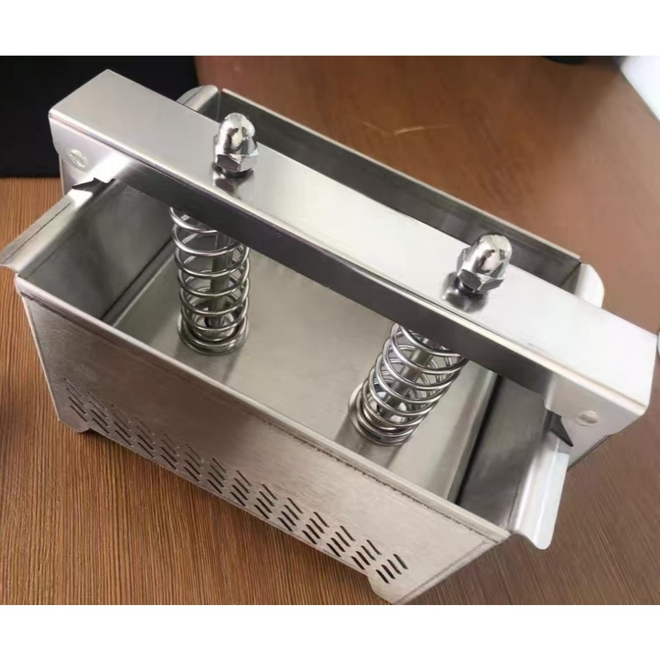 Kitchen Room Gadgets - قالب ضغط التوفو المصنوع من الفولاذ