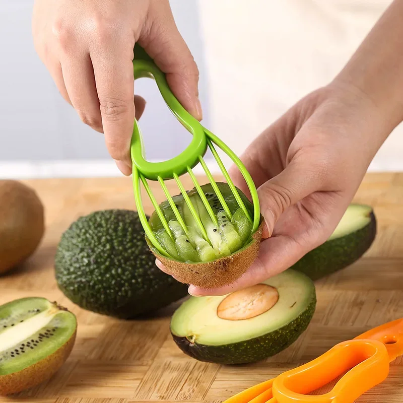 3 في 1 قطاعة الأفوكادو الشيا ا - مراجعة Avocado Slicer Tool وسعره