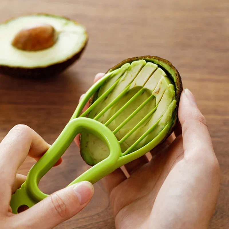 3 في 1 قطاعة الأفوكادو الشيا ا - مراجعة Avocado Slicer Tool وسعره