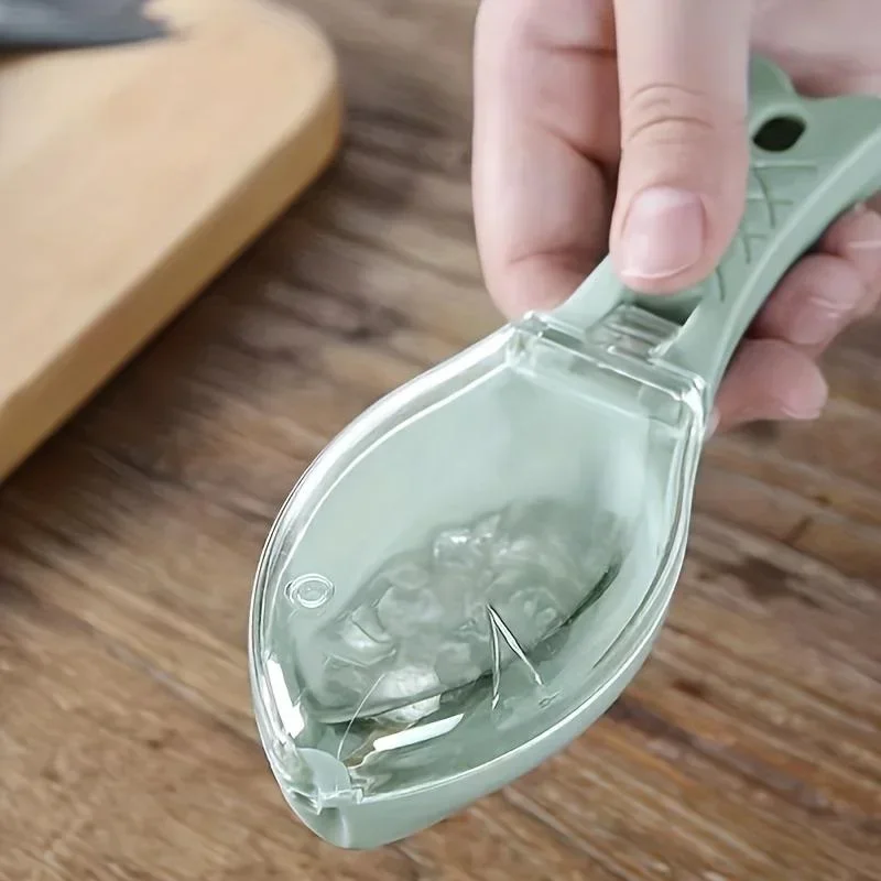 فرشاة إزالة قشور السمك السريعة - مراجعة Kitchen Gadgets Helpful وسعره