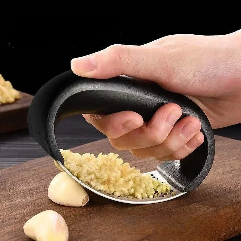 مفرمة ثوم يدوية متينة من الفول - مراجعة Kitchen Gadgets For Cooking وسعره