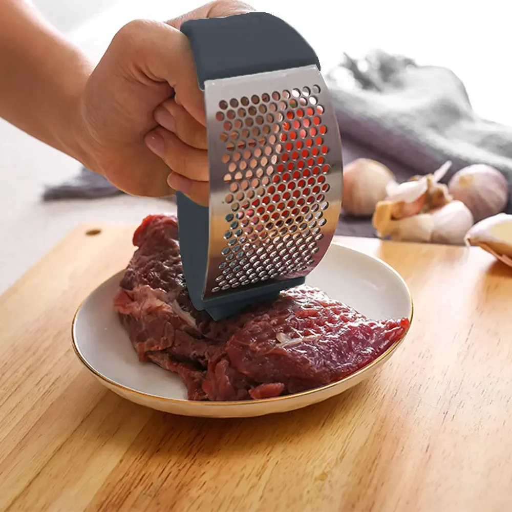 مفرمة ثوم يدوية متينة من الفول - مراجعة Kitchen Gadgets For Cooking وسعره